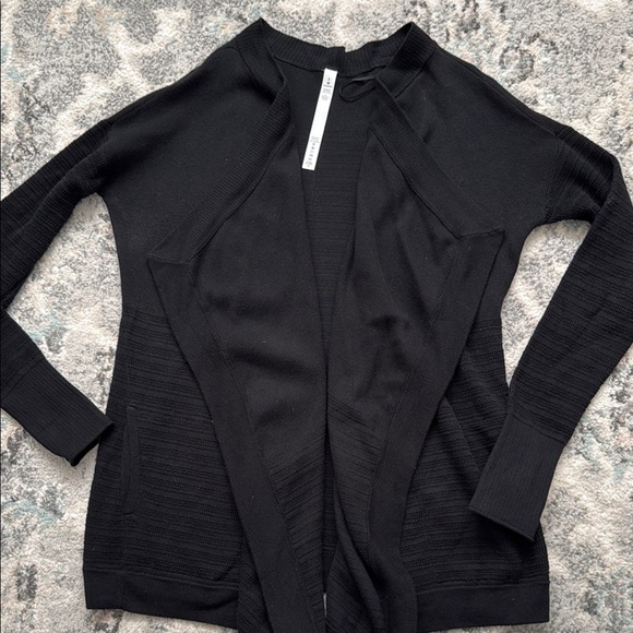 Lululemon Black Sweater - Picture 1 of 10